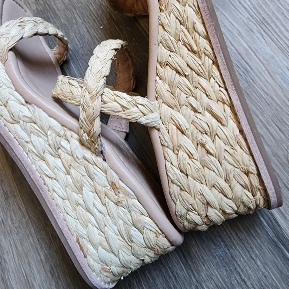 SPLINDID RAFFIA SANDALS